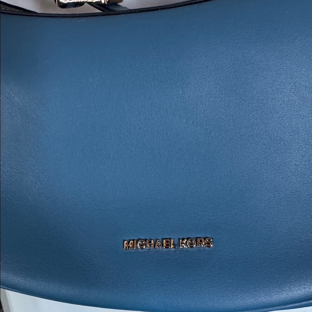 Michael Kors Avra Shoulder Bag - Picture 5 of 11